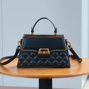 Fashion and elegance 2025 trend new exquisite luxury handbag heavy industry hardware design advanced texture rhombic embroidered